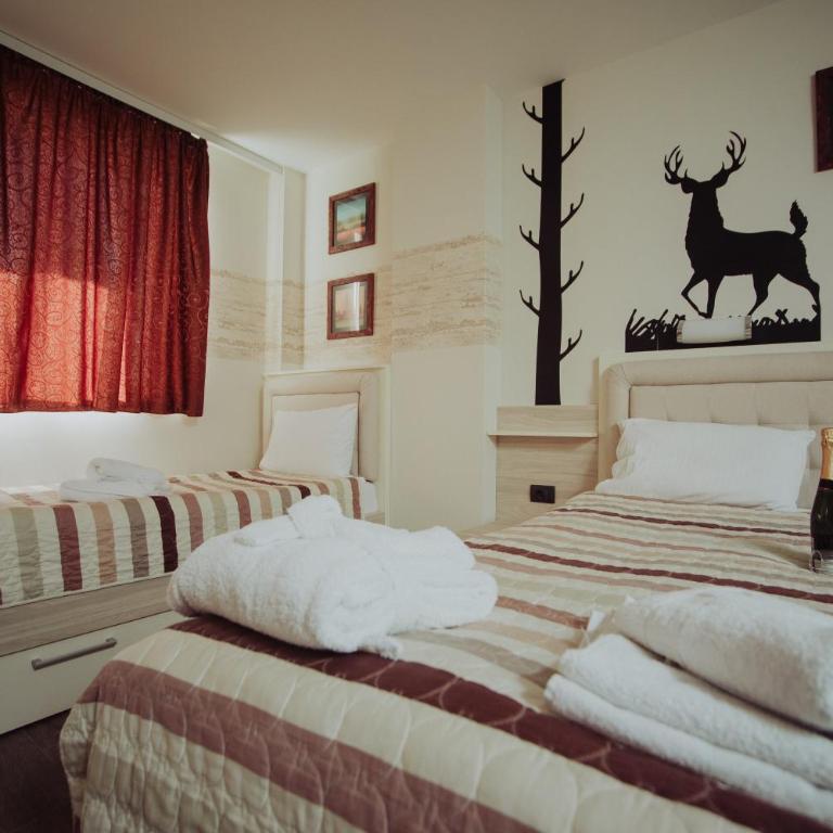 Milmari - Breakfast and pool - Apartment - Ground Floor - 3