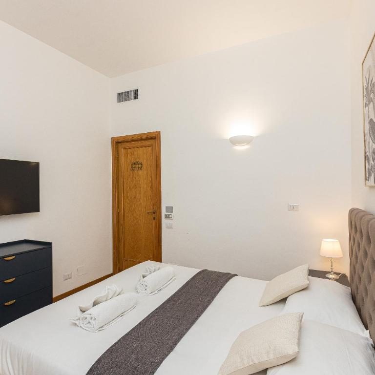 Augusto Imperatore by Rental in Rome - Appartamento con 2 Camere da Letto - 4
