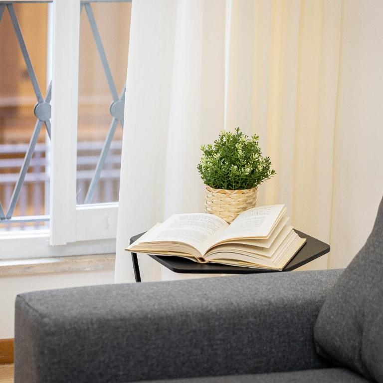 Augusto Imperatore by Rental in Rome - Appartamento con 2 Camere da Letto - 8