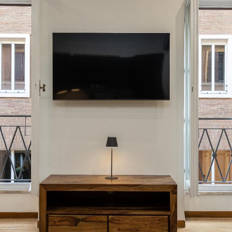 Augusto Imperatore by Rental in Rome - Appartamento con 2 Camere da Letto - 25