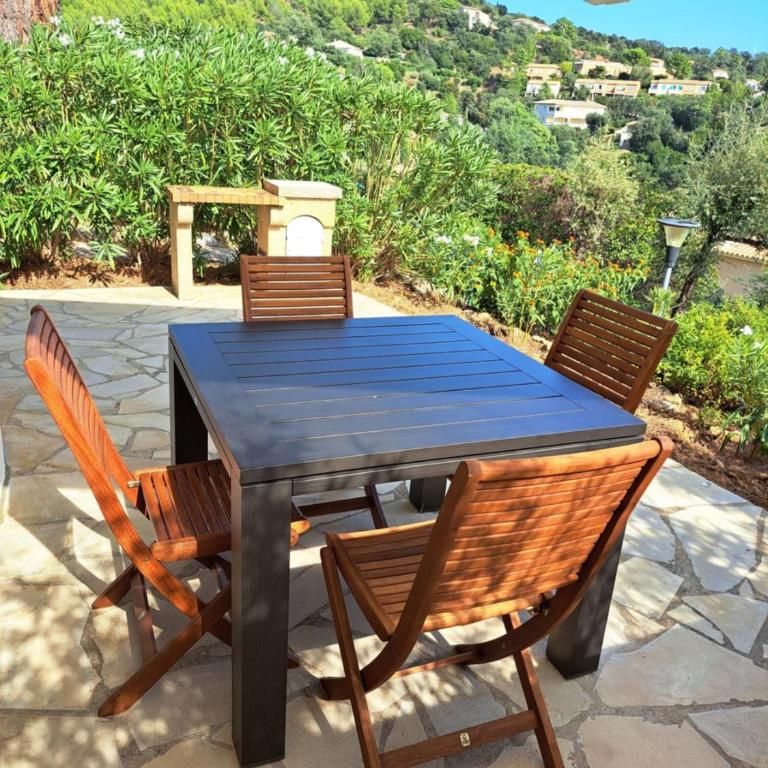 APPARTEMENT CLIMATISÉ AVEC TERRASSE ET APERÇU MER - Golfe de Saint-Tropez - Appartement 1 Chambre - 17
