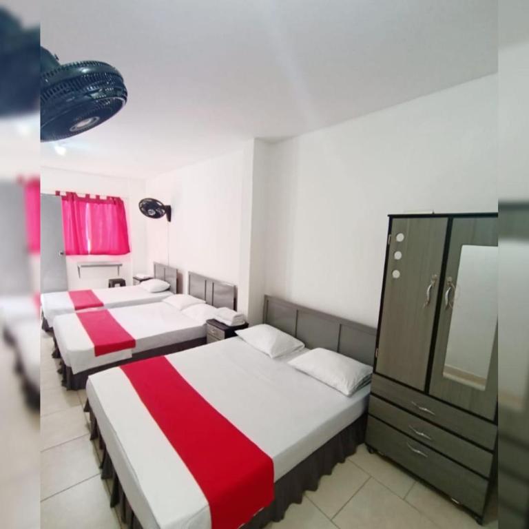 Hotel Gueicer Cucuta - Deluxe Family Room - 1