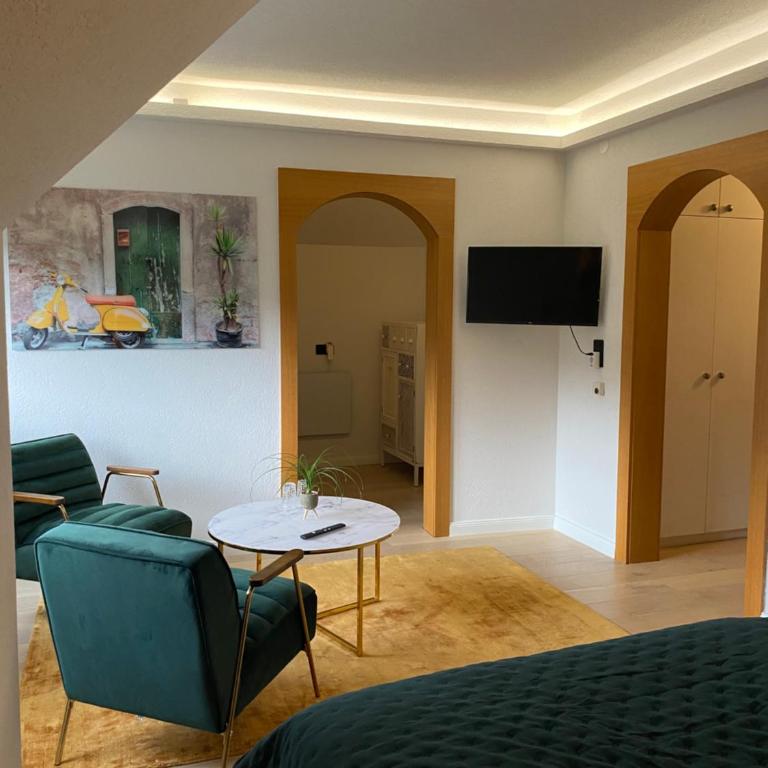 Villa-Stern - Doppelzimmer mit Poolblick - 28