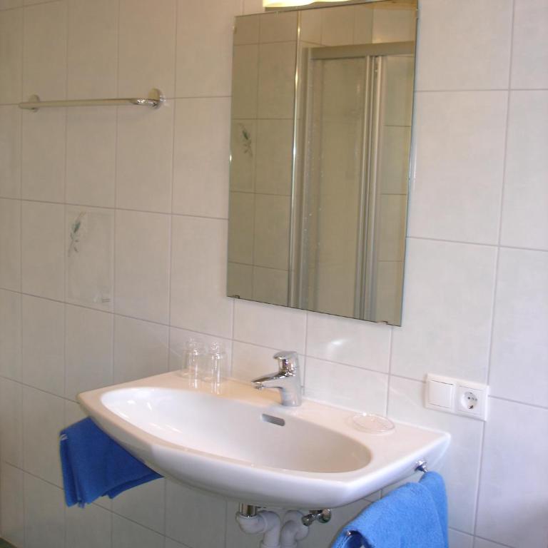 Ferienhaus Büsch - Apartment mit 2 Schlafzimmern (2-4 Erwachsene) - 90