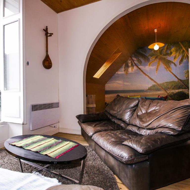 VILLA ILIXON - Appartements privés proche du centre de Luchon, parking, billard, jardin - Apartamento con vistas a las montañas - 10