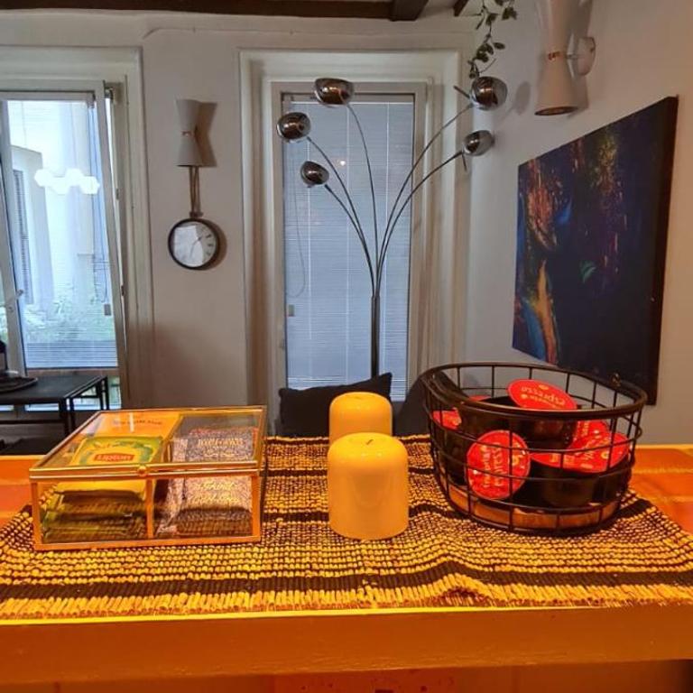 Cozy apt Heart of Paris, 3 mins Louvre - One-Bedroom Apartment - 9