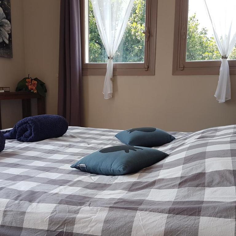 Le Domaine de la Feuilleraie - Chambre Double - Vue sur Piscine - 3