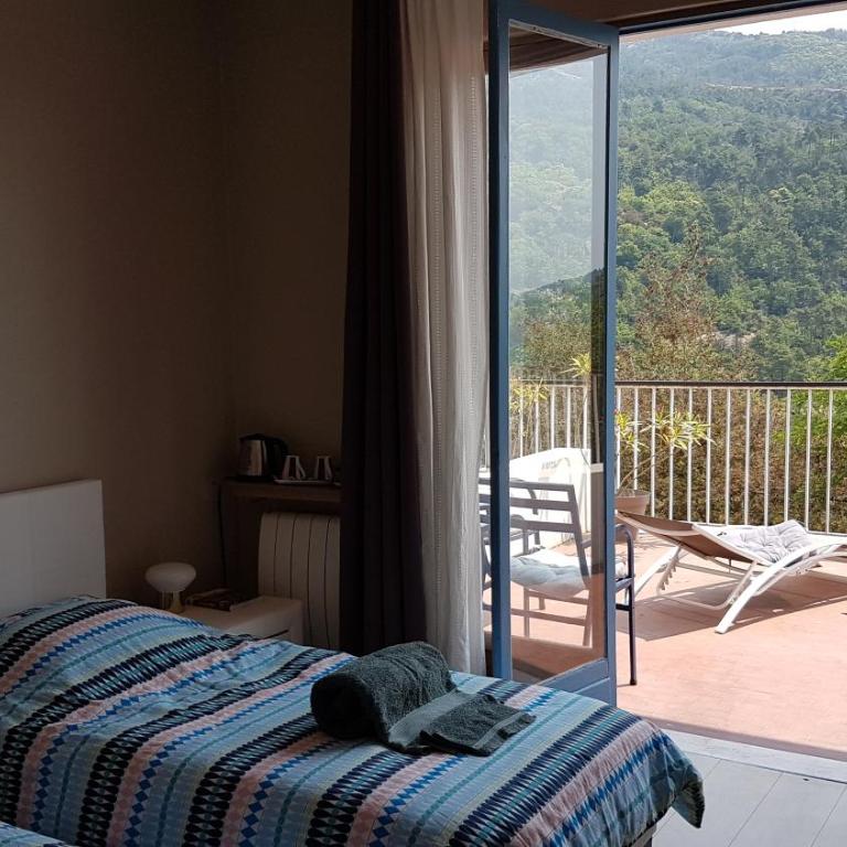 Le Domaine de la Feuilleraie - Chambre Lits Jumeaux - Vue sur Montagne - 4