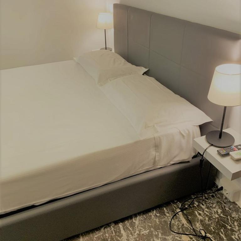 A casa di Bi - Camera Matrimoniale con Bagno Privato - 16