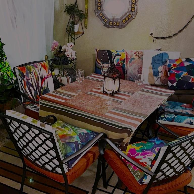 Dickinson Guest House, Guadalajara Expo - Casa de 4 dormitorios - 28