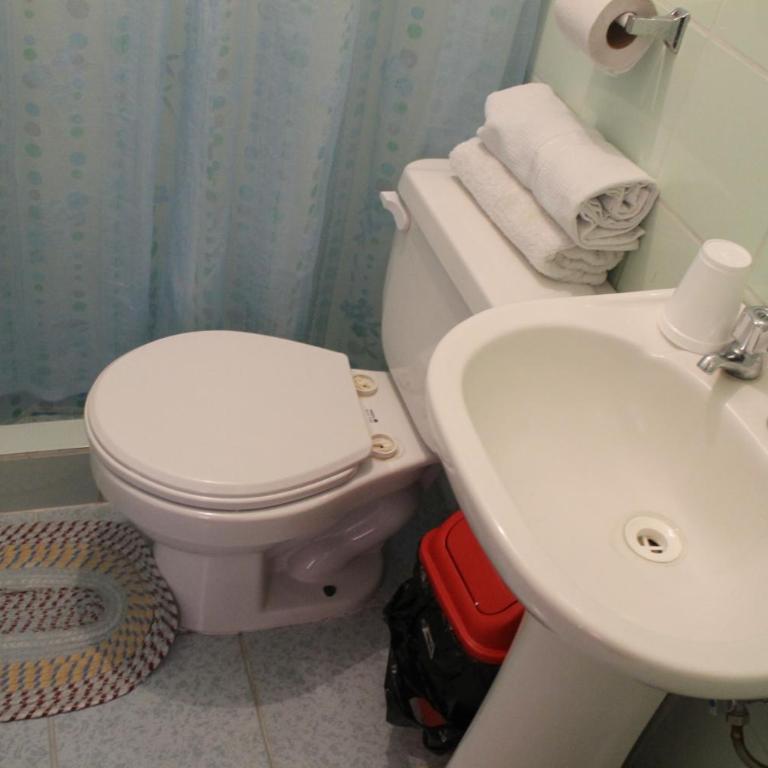 Hostal Cali - Twin Room with Bathroom - 2