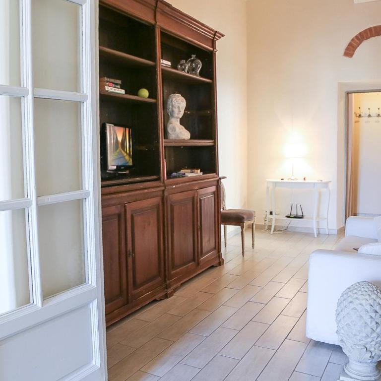 Apartments Florence - Duomo - Appartamento con 2 Camere da Letto - Via Ghibellina 69 - 10