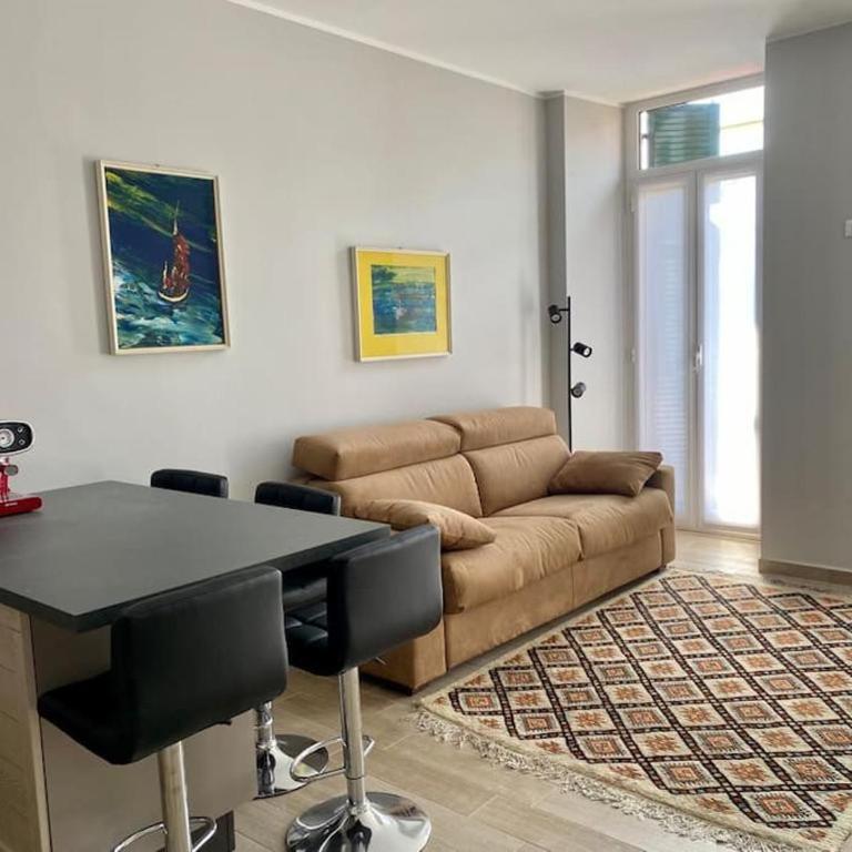 Appartamento centralissimo in Piazza Bresca - Appartamento con 1 Camera da Letto - 1