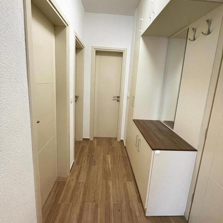 El Pasaja - Two-Bedroom Apartment with Garden View - 2