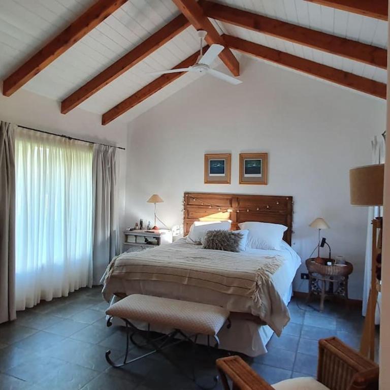 Casa privada amplia y tranquila, rodeada de naturaleza. - Five-Bedroom House - 6