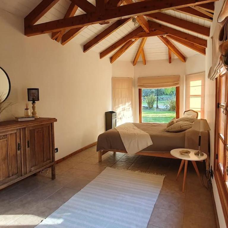 Casa privada amplia y tranquila, rodeada de naturaleza. - Five-Bedroom House - 16