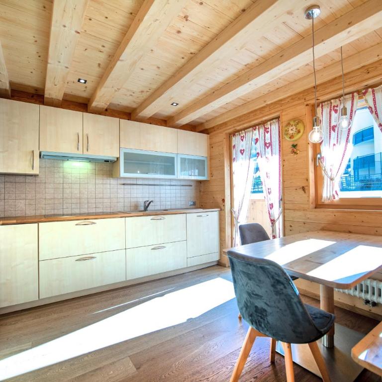 Apartments Bea - Appartamento con Balcone - 4
