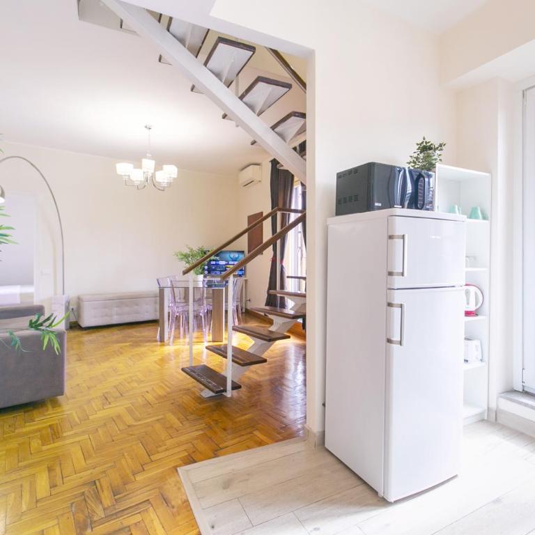 Penthouse in the heart of the city center - Appartamento con 3 Camere da Letto - 3