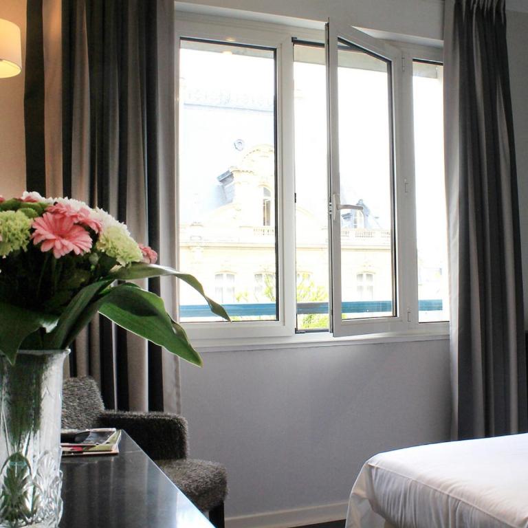 Hotel-Restaurant Le Victoria - Chambre Familiale - 7