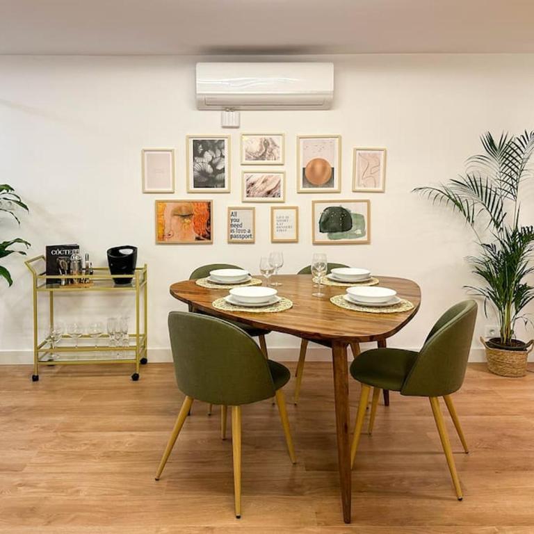 Creatividad y personalidad en centro de Alicante - Three-Bedroom Apartment - 4