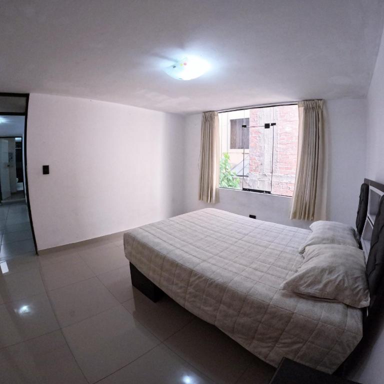 Departamento amplio y bonito en Arequipa - Apartamento de 3 dormitorios con balcón - 14