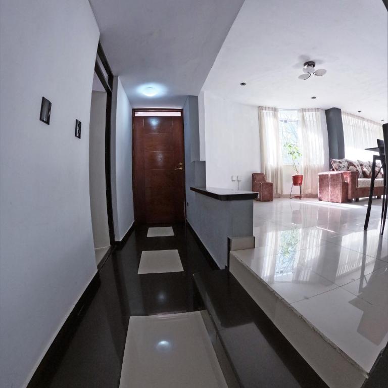Departamento amplio y bonito en Arequipa - Apartamento de 3 dormitorios con balcón - 34