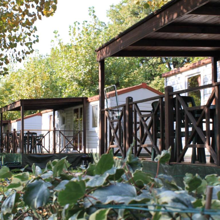 Camping Piantelle - Mobilheim mit 2 Schlafzimmern - 1