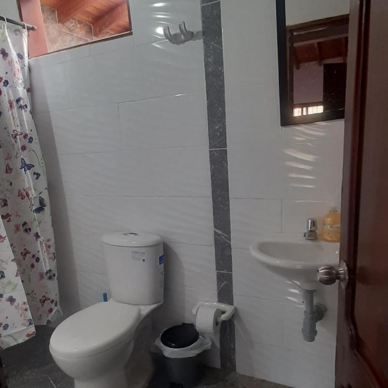 CAFE RACER HOSTEL - Deluxe Family Room - 4