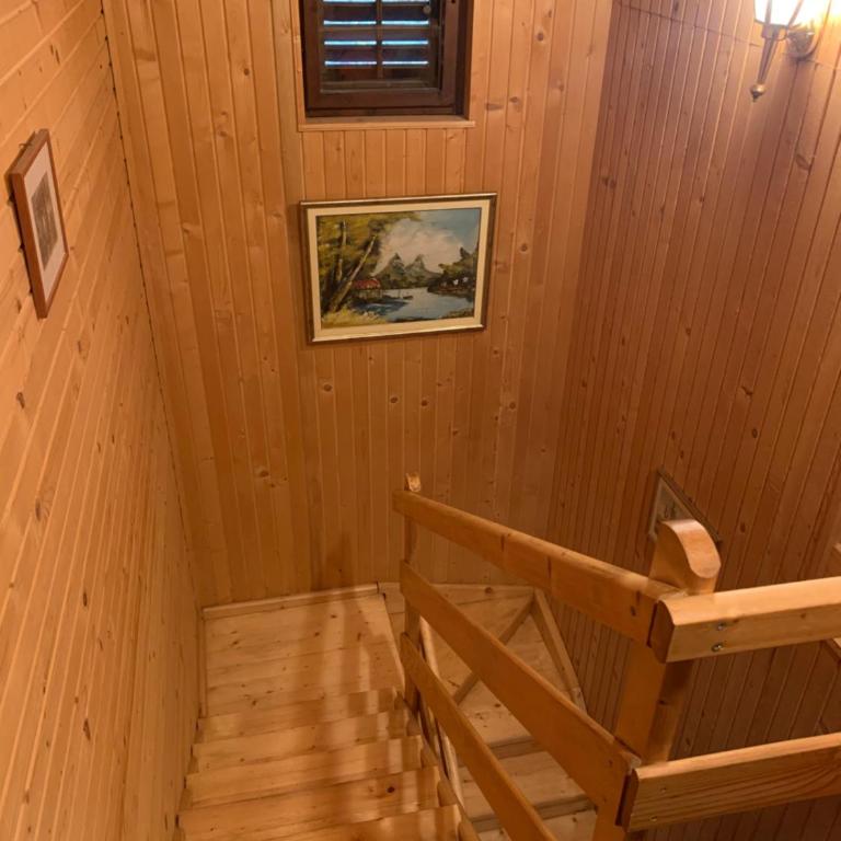 Guest House Đina - Four-Bedroom House - 13