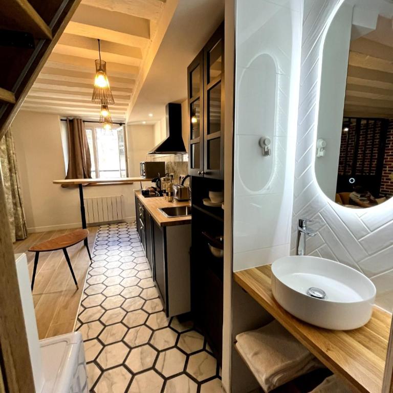 New Inn Paris - Family Studio - 15
