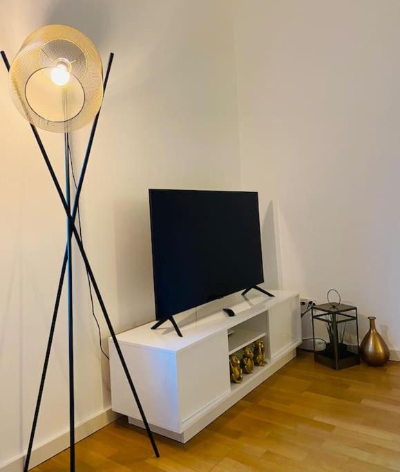 GIOIA@HOME - Appartamento con 2 Camere da Letto - 25