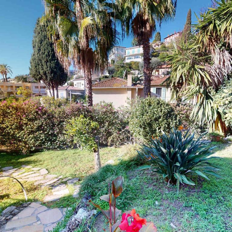 Confort 2 pièces avec terrasse et jardin à Menton - FR-1-196-313 - Appartement - 2