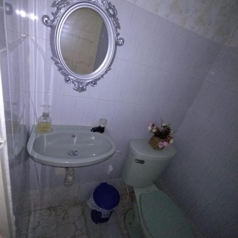 HABITACION CERCA DE LA UNIVERSIDAD DEL SINu - Apartamento de 1 dormitorio - 5