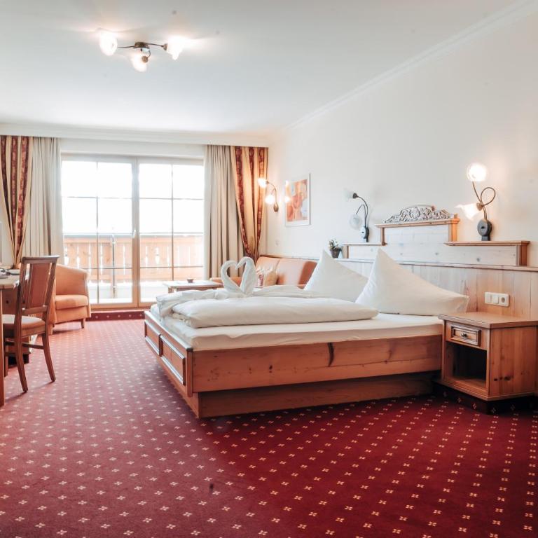 POST POST Hotel - Alpine Boutique Hotel & Spa - Studio mit Bergblick - 4