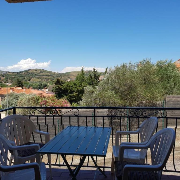 Banyuls vu d'en haut : appartement T3 spacieux - Apartment mit 2 Schlafzimmern - 1