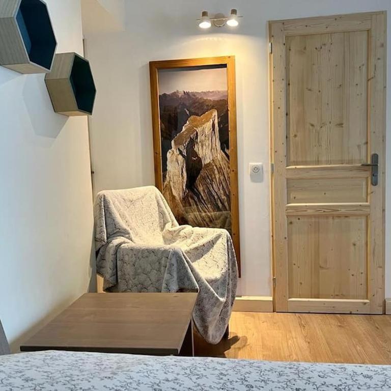 Studio cosy et fonctionnel entre Saule et Lilas - One-Bedroom Apartment - 9