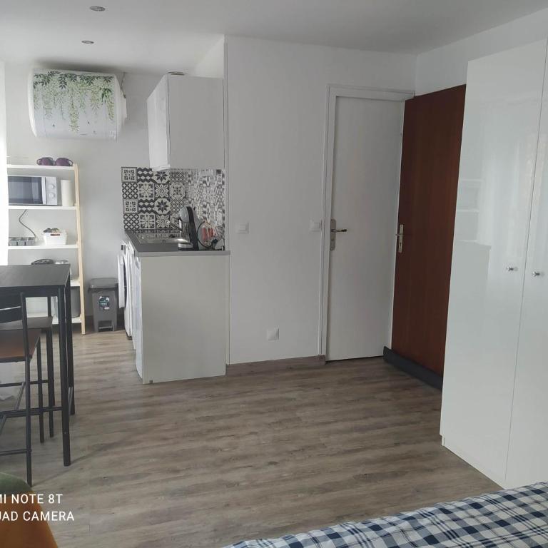 Joli studio au centre d'Uriage - Appartement 1 Chambre - 3