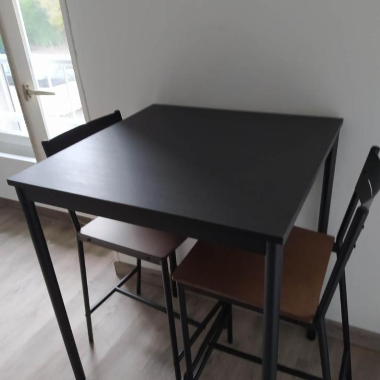 Joli studio au centre d'Uriage - Appartement 1 Chambre - 12