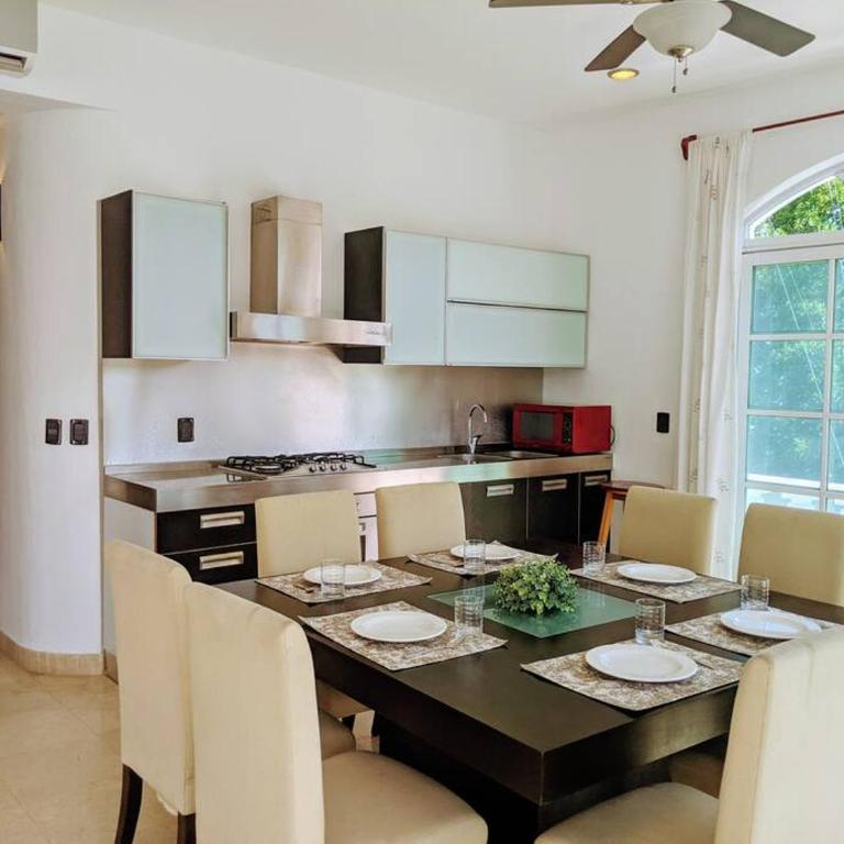 18br up to 50guest Castillos Playacar walk to Beach and 5th Ave 1000Mbps - Vacation Home - 40