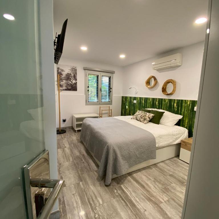 First Beachline Deluxe with Garden and Terrasse in Sun Club - Deluxe Apartment - 13