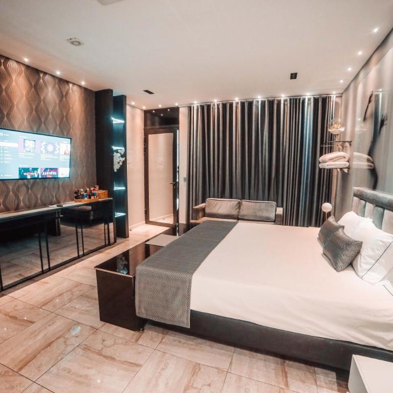 1Million Luxury Suites - Apartment - 30