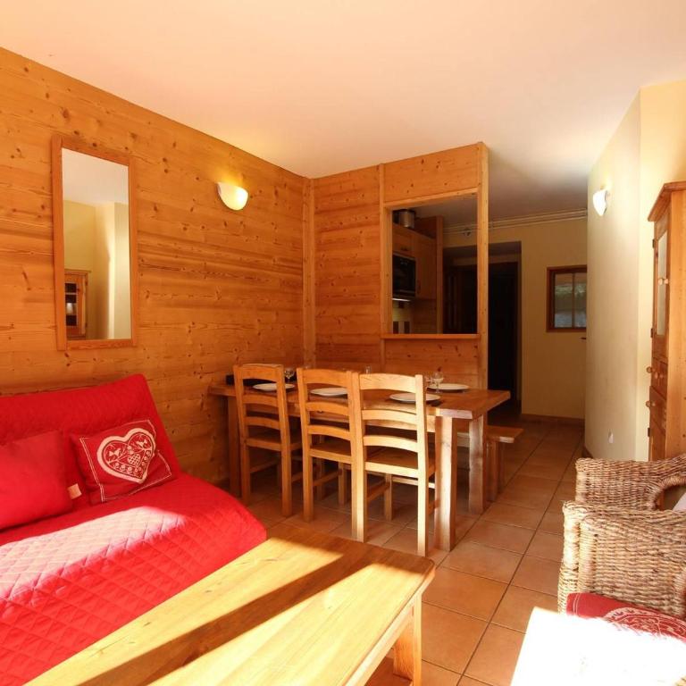 Charmant T2 avec coin montagne, proche pistes et commerces, 6 couchages, terrasse, Serre Chevalier - Appartement 1 Chambre - 1