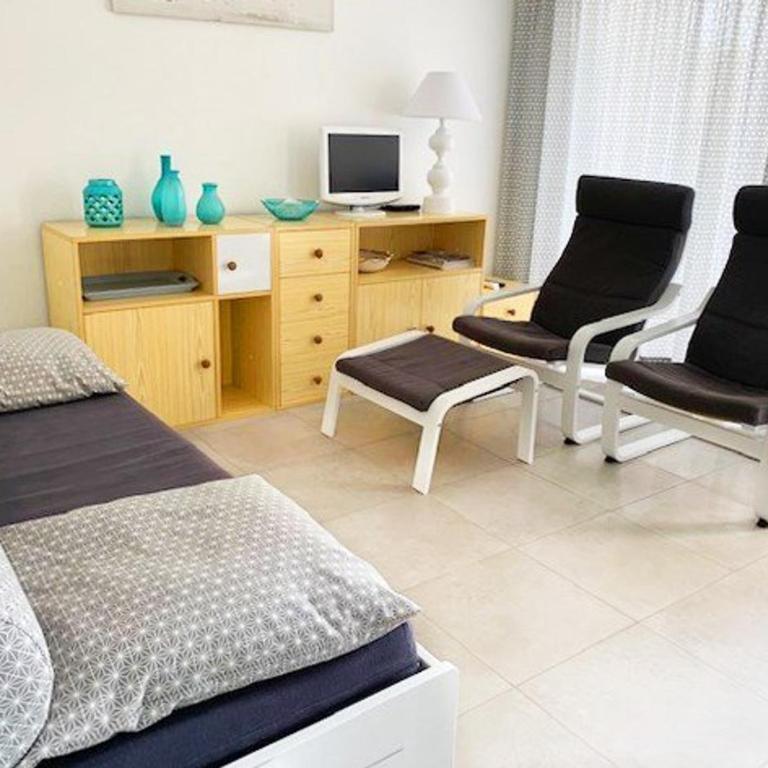T3 Rénové avec Climatisation, Piscine & Parking à 100m de la Mer - FR-1-607-24 - Appartement (4 Adultes) - 4