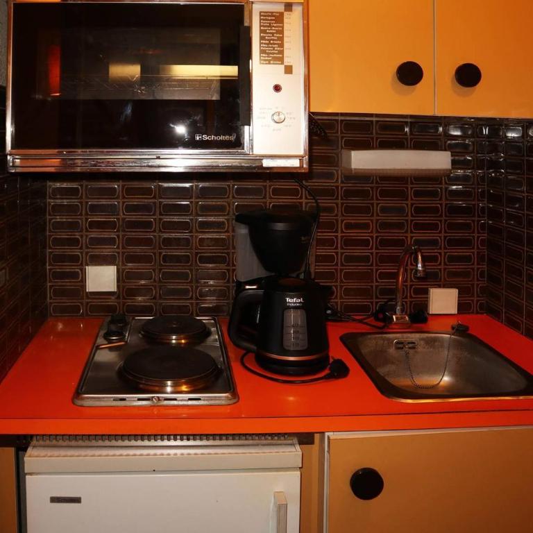 Studio Cosy pour 2 avec Balcon et Prestations de Qualité en Cœur de Station - FR-1-322-503 - Apartment - 3