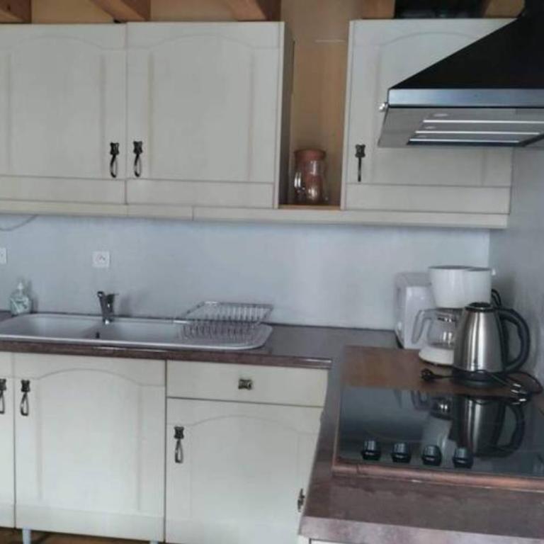 Appartement T3 Duplex Cures ou vacances, En plein Centre-ville Allée d'Ethigny - Appartement 2 Chambres - 9