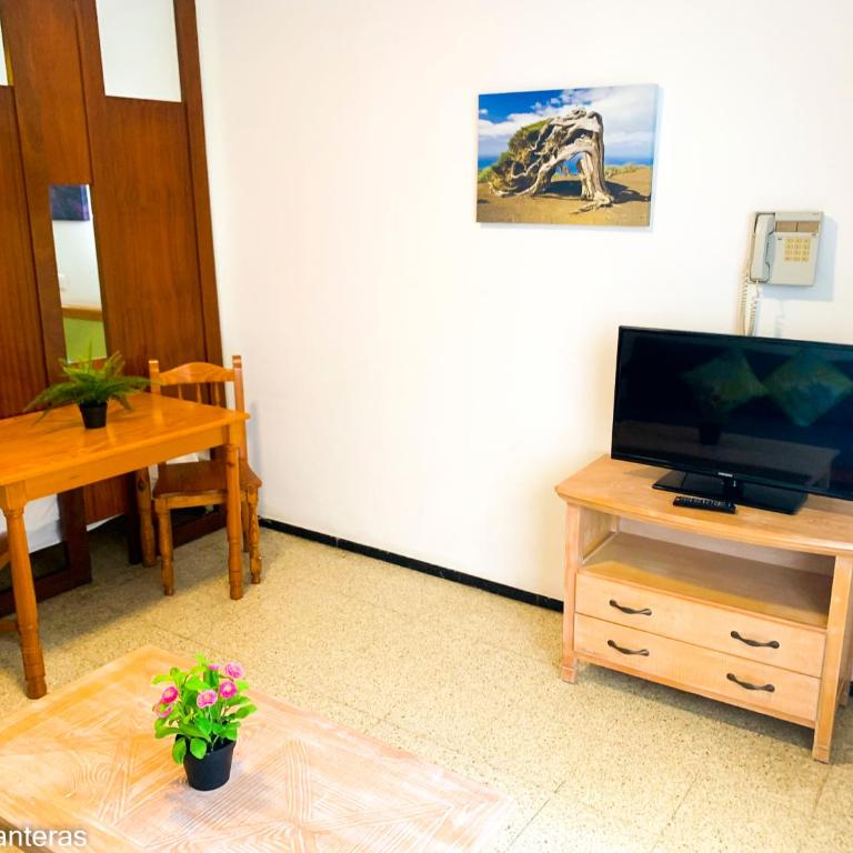 Brisamar Canteras - Estudio con balcón - 8