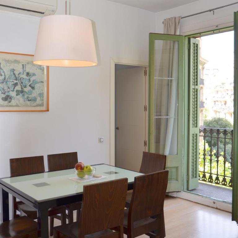 Claris Apartments - Two-Bedroom Apartment - 30