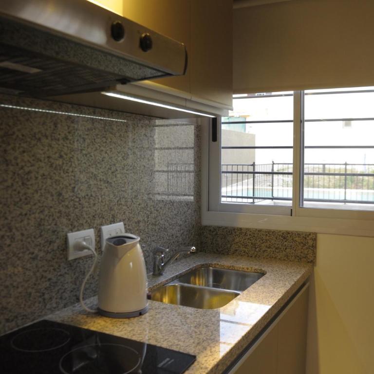 Lom Suites - Superior Bungalow - 4