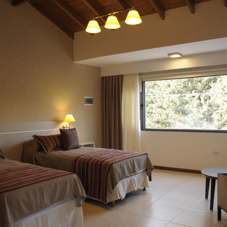 Lom Suites - Superior Triple Room - 2
