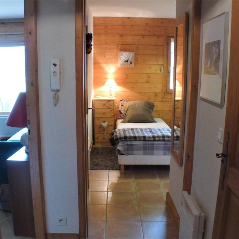 Appartement calme à Samoëns avec WIFI et parking - FR-1-629-110 - Apartment - 3